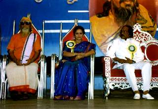 Shri Pithukuli Murugadas, Dr. Saraswati and S. Ram Bharati