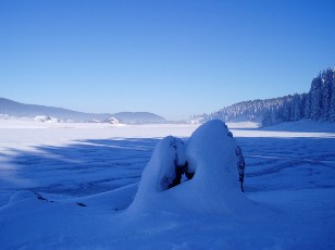 Le lac des Taillres en hiver